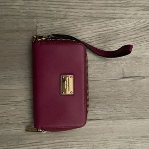 Michael Kors wristlet